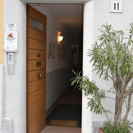 Al Ducale And Appartement *
